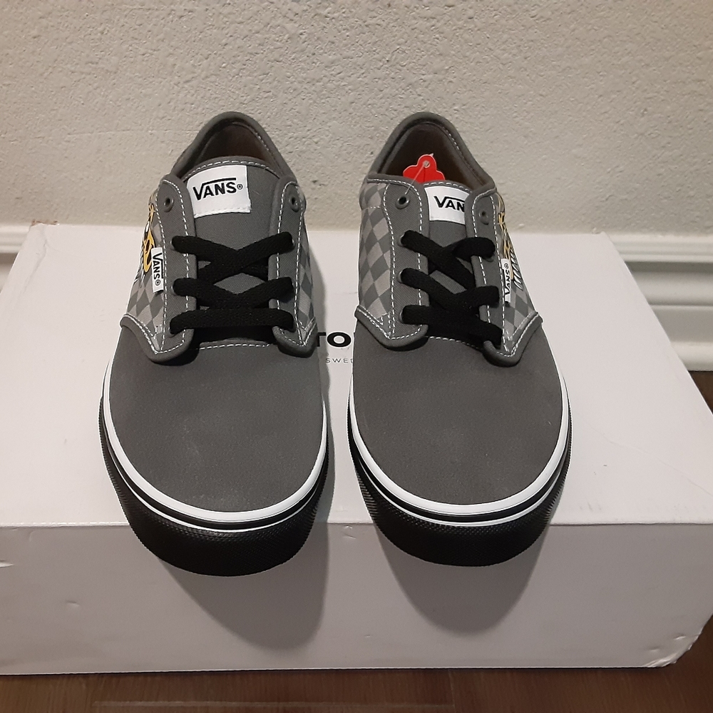 Vans - Picture 4 of 4